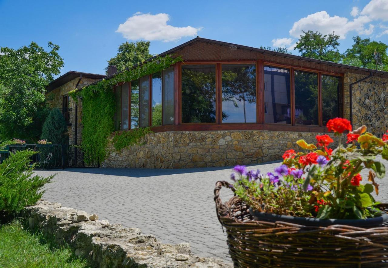 Holiday Village Katrin אורחן
